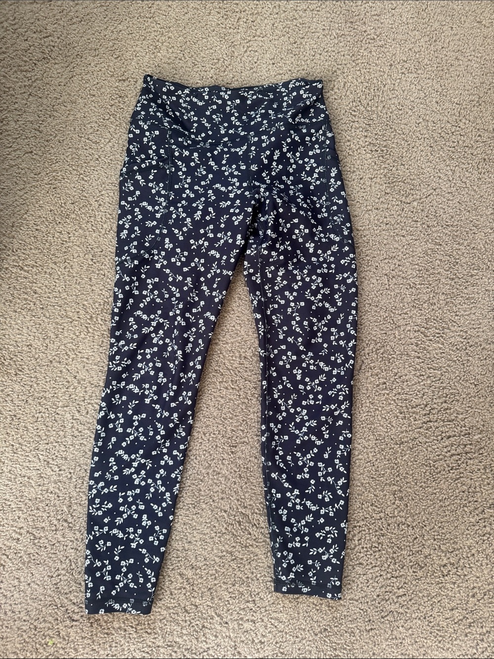 Old Navy Navy Floral High-Waist Leggings